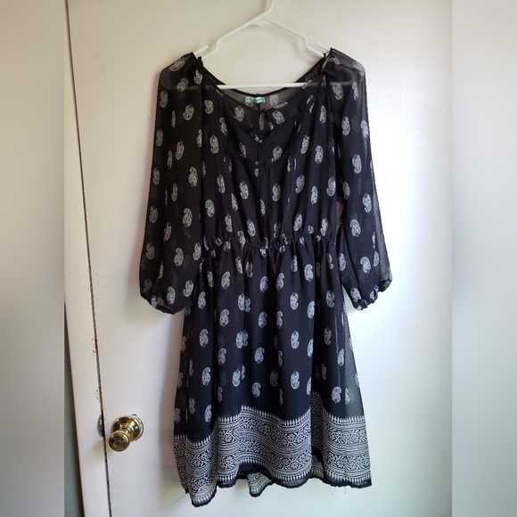 NWOT elegant black sheer ruffle dress - Picture 9 of 15